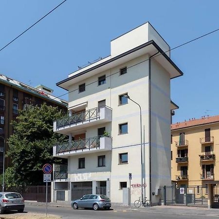 Elegante A 500 Mt Da M4 Con Wifi E Ac Daire Milano Dış mekan fotoğraf